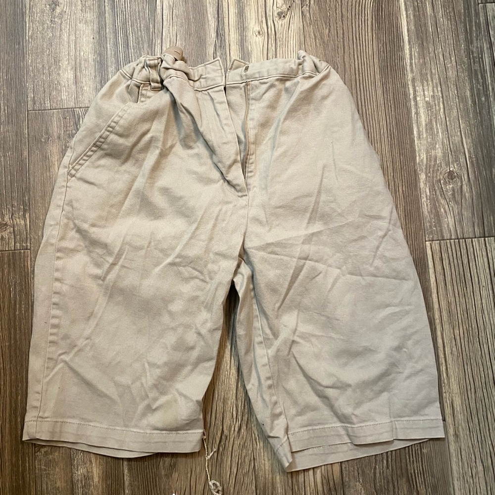 Cargo Khaki shorts